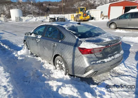 2022 Kia Forte Lxs из США, поврежденный, VIN 3KPF24AD9NE469227